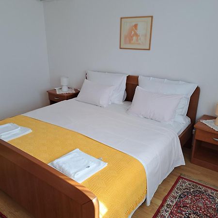 Apartments Pink House Povljana Zewnętrze zdjęcie
